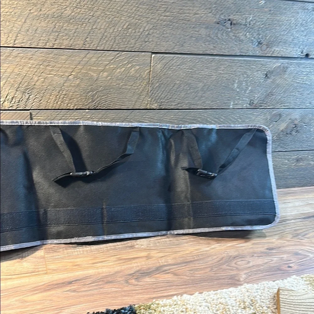 Vehicle Organizer Attach to Head Rest Divide Rows Pet Barrier Kid Snack Cubby?